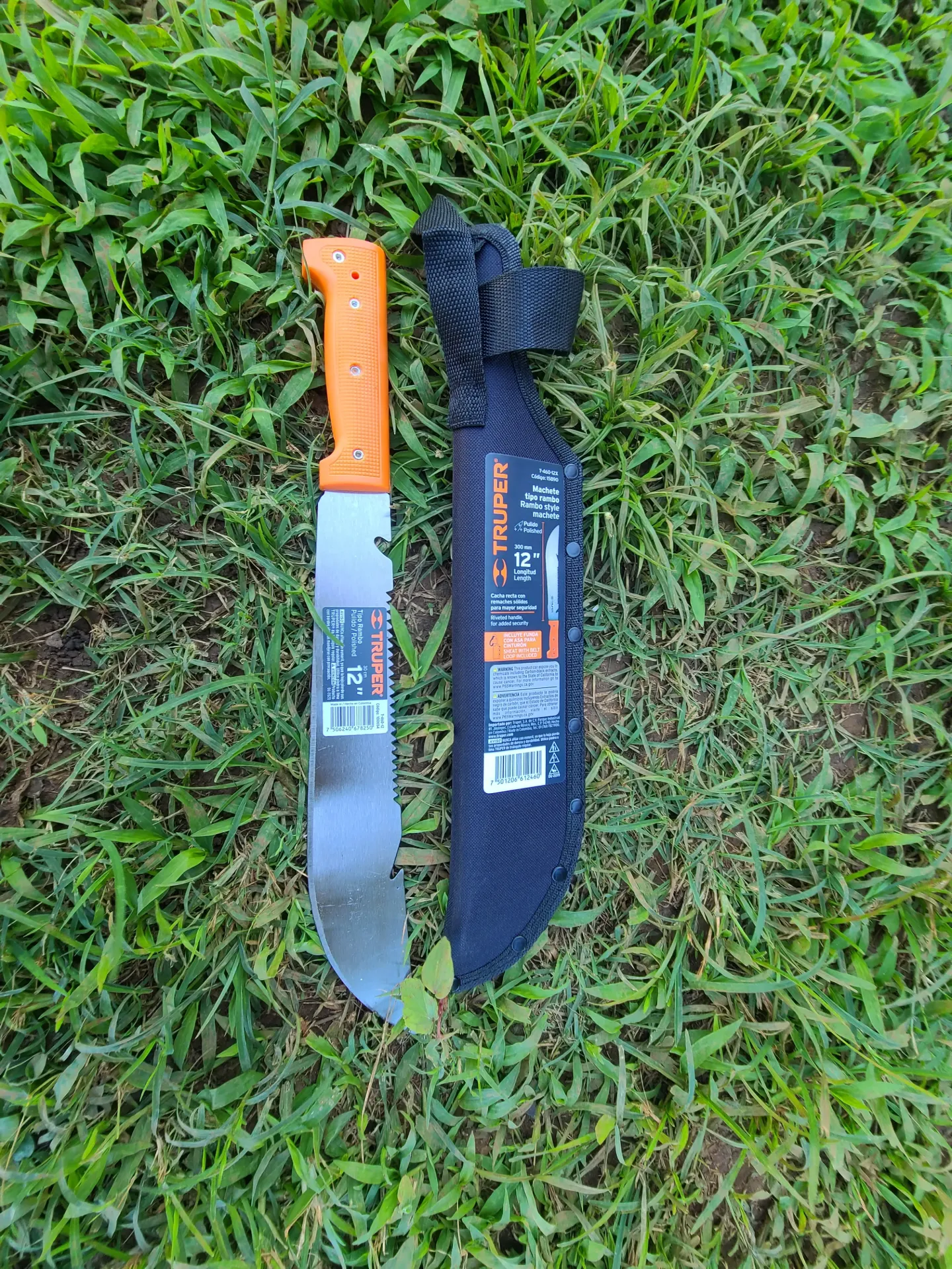 Machete tipo Rambo